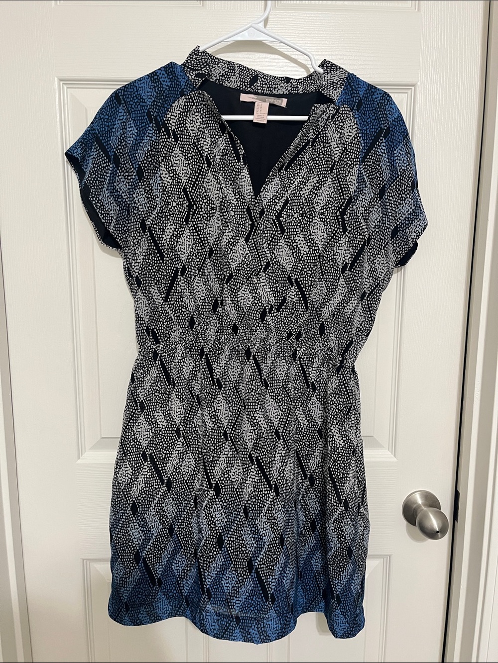 Forever 21 Blue and Black Patterned Mini Dress
